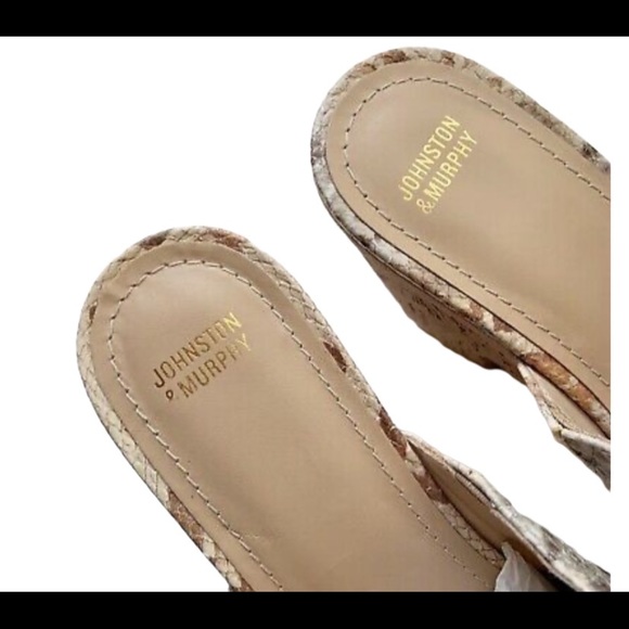 Like New! Johnston & Murphy Angie Taupe Snakeskin Leather Mules Size 6 - Picture 9 of 15